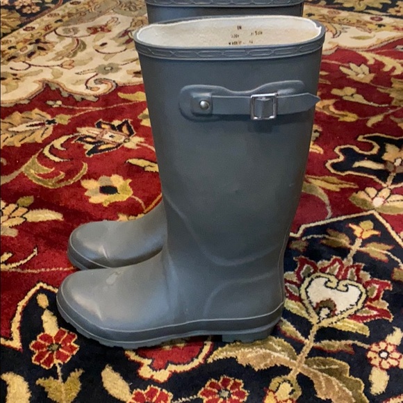 Tall rain boats grey size 8 from Nordstrom - Picture 2 of 4